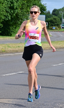 This photo is of Stephanie Giles. It was taken by runthrough