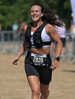 This photo is of Lindsay Sedwards. It was taken by runthrough